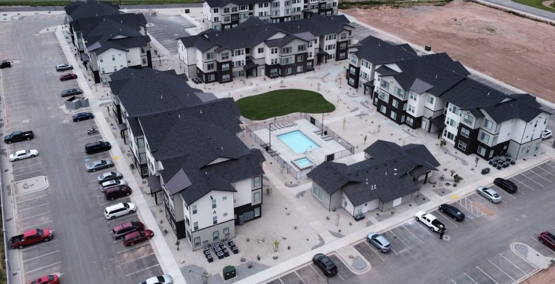 Hunt Capital Partners and CJM Development Group Celebrate Sandstone Hills Apartments Grand Opening in Richfield, Utah